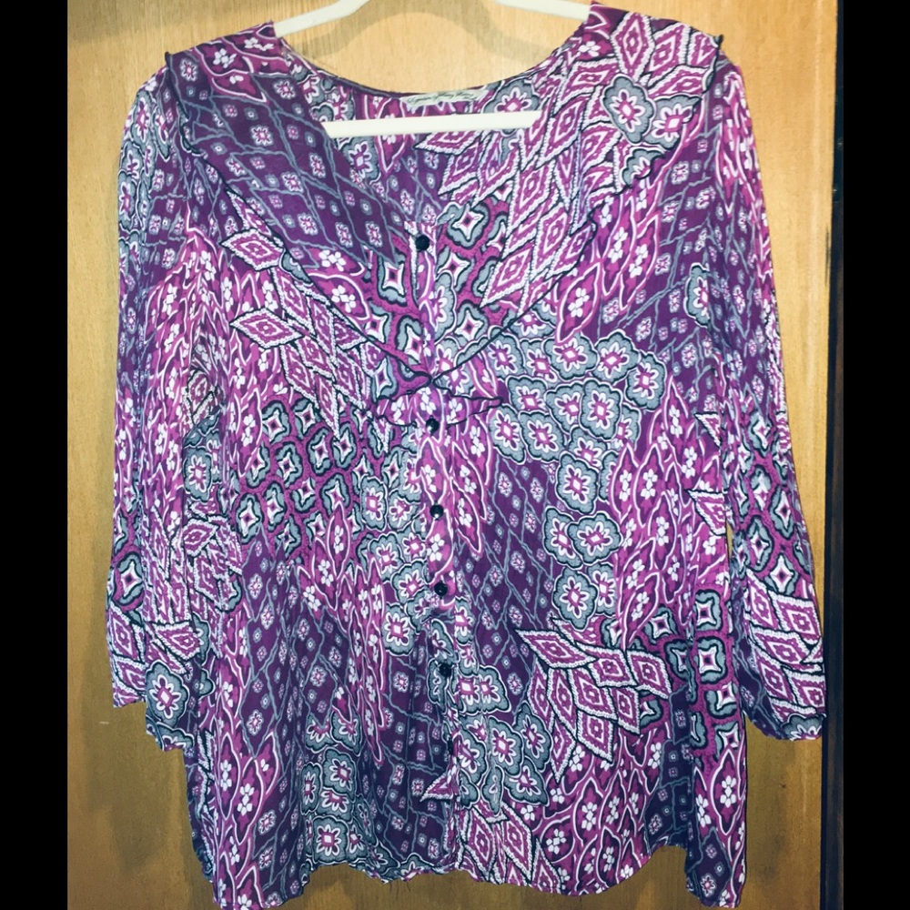 Ladies multicolored blouse.